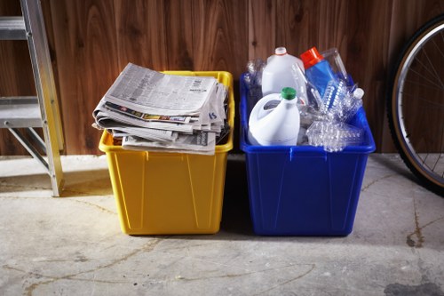Roll-on, roll-off skip for large construction projects